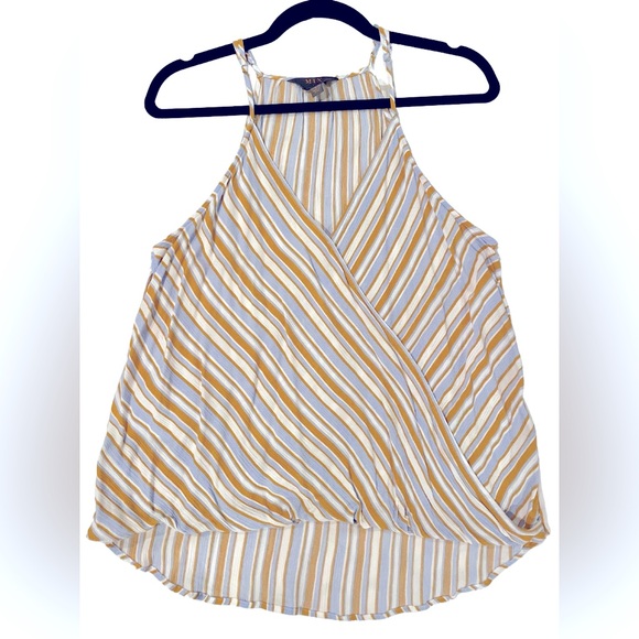 MIX BY 41 HAWTHORN MAC Surplice Top - Picture 2 of 7